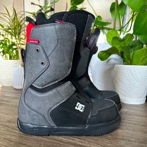 DC Scout Men’s/Youth Size 7 Snowboard Boots